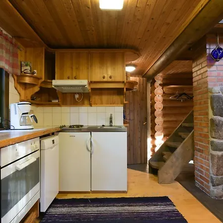 Laavu Homes